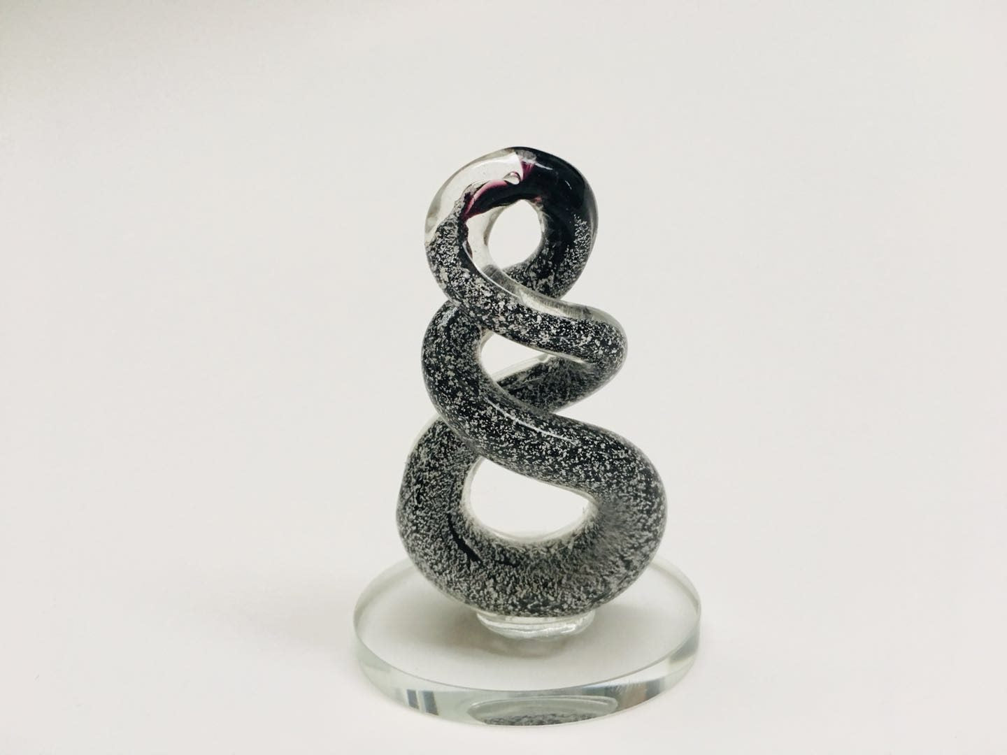 Beautiful Small Handmade Glass Statue Twist Black-Silver