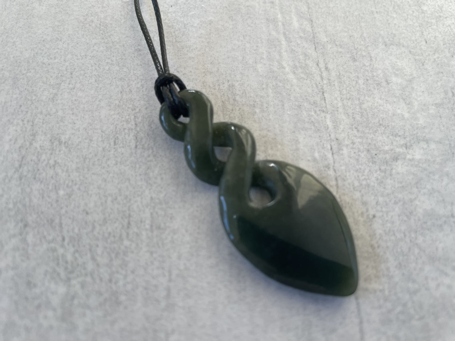 Greenstone Nephrite Jade Double Twist Pendant – 50mm Māori Pikorua Symbol of Connection & Unity