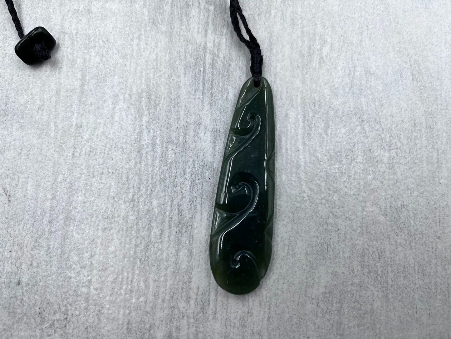Greenstone Nephrite Jade Koru Long Drop Pendant NH066 – 70×19mm with Toggle and Gift Bag