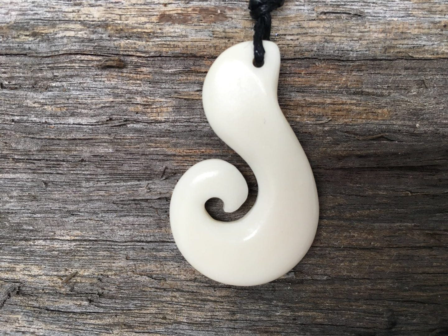 Bone Carving Fish Hook Pendant B86 – Hei Matau Māori Necklace with Cord and Meaning Card