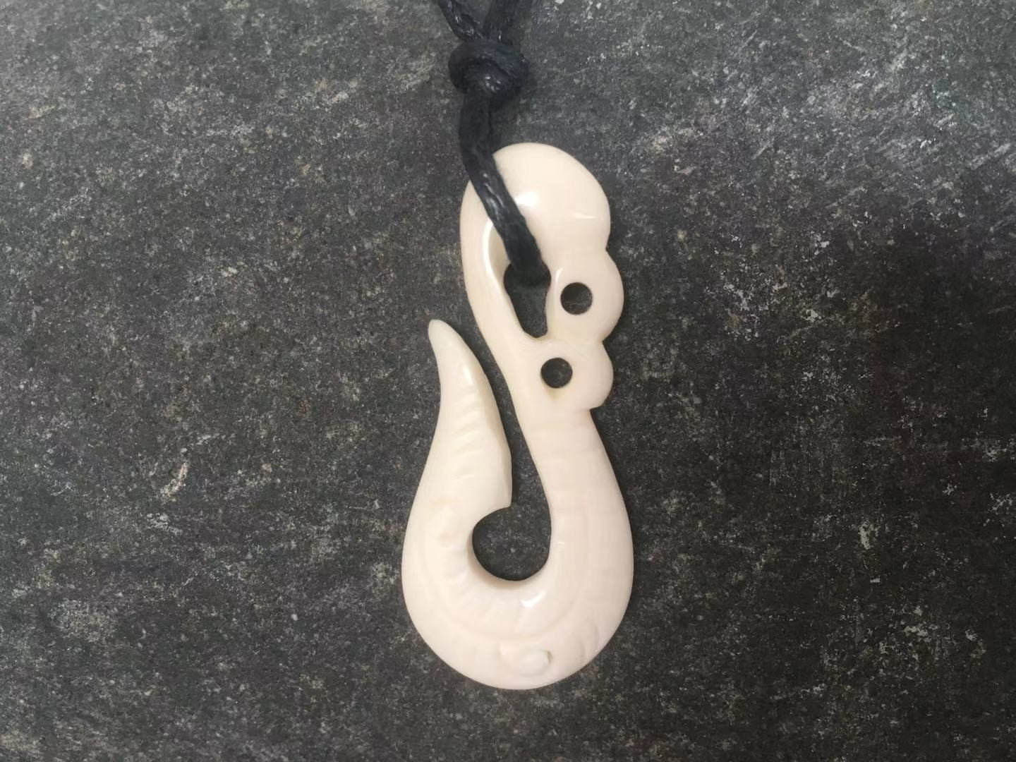 Bone Carving Manaia Pendant B96 – Traditional Māori Guardian Necklace with Cord and Card
