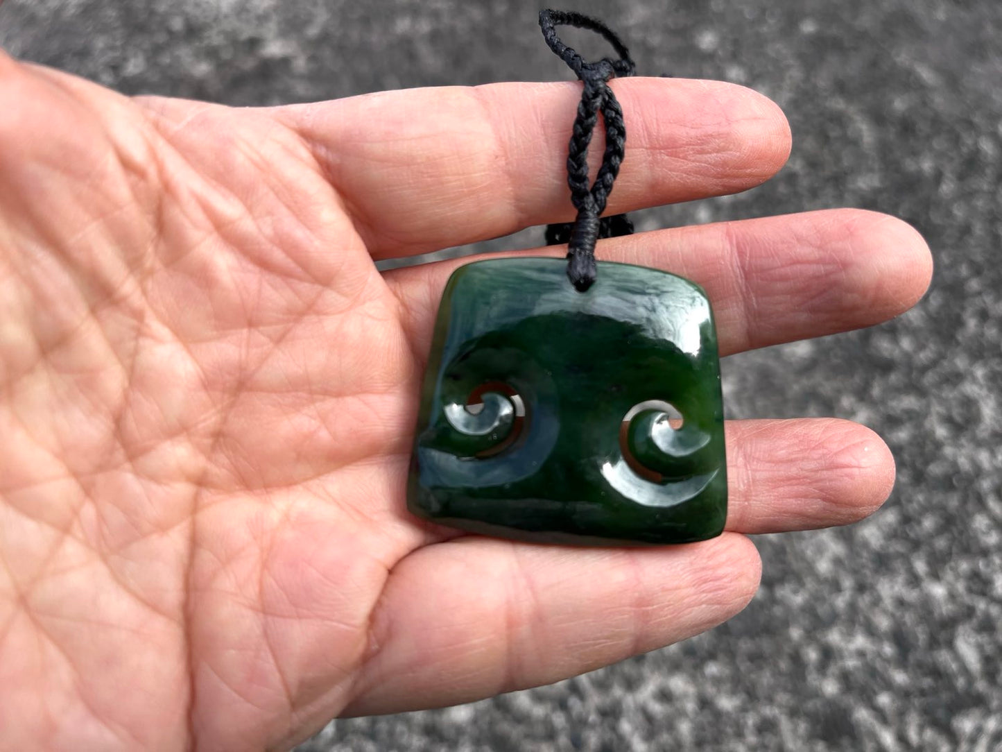 Greenstone Nephrite Jade Double Koru Pendant – 35mm x 42mm, Handcrafted Design, Luxury Gift Bag