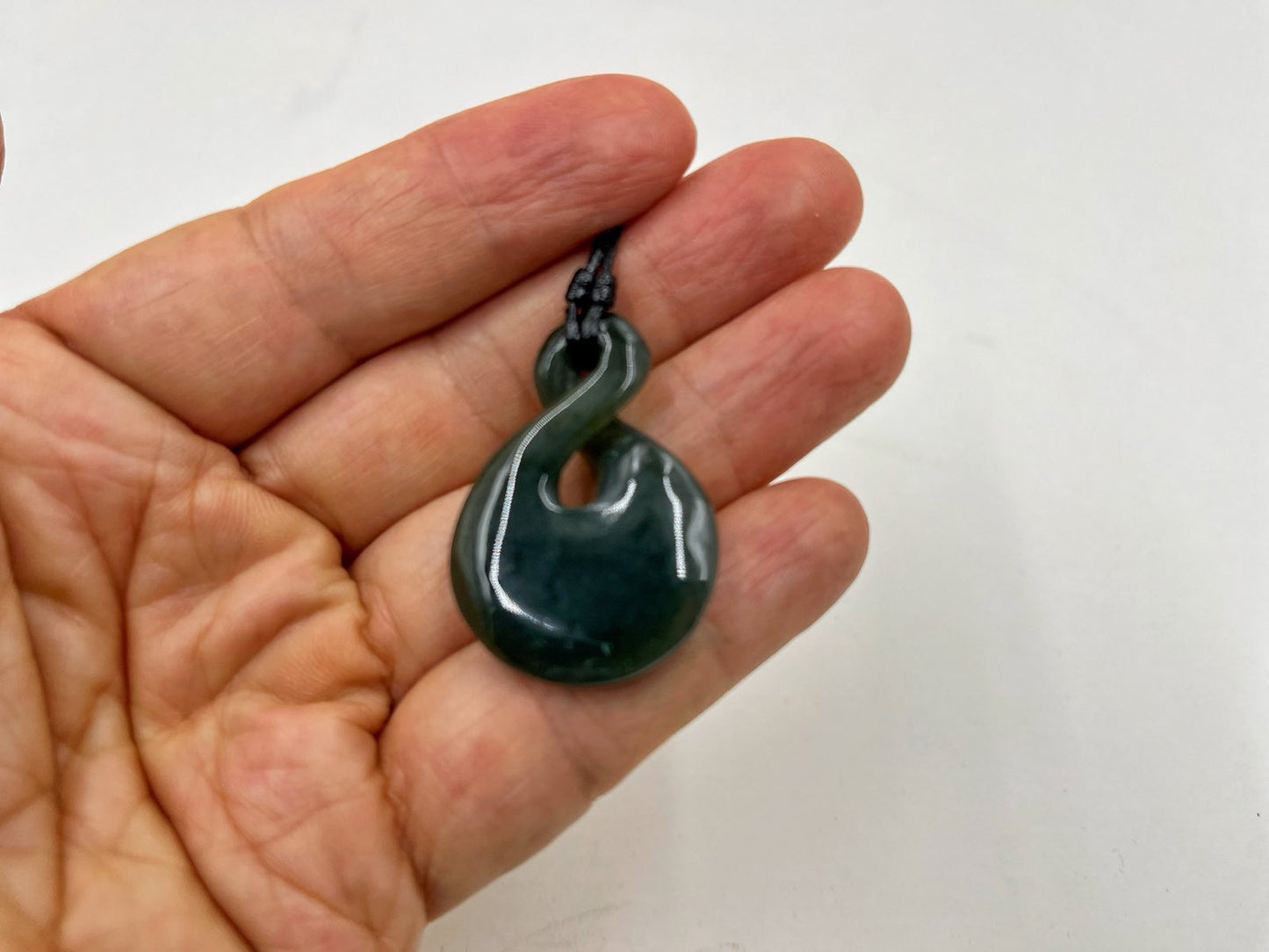 Greenstone Nephrite Jade Twist Pendant E011 – 35×24mm with Gift Box
