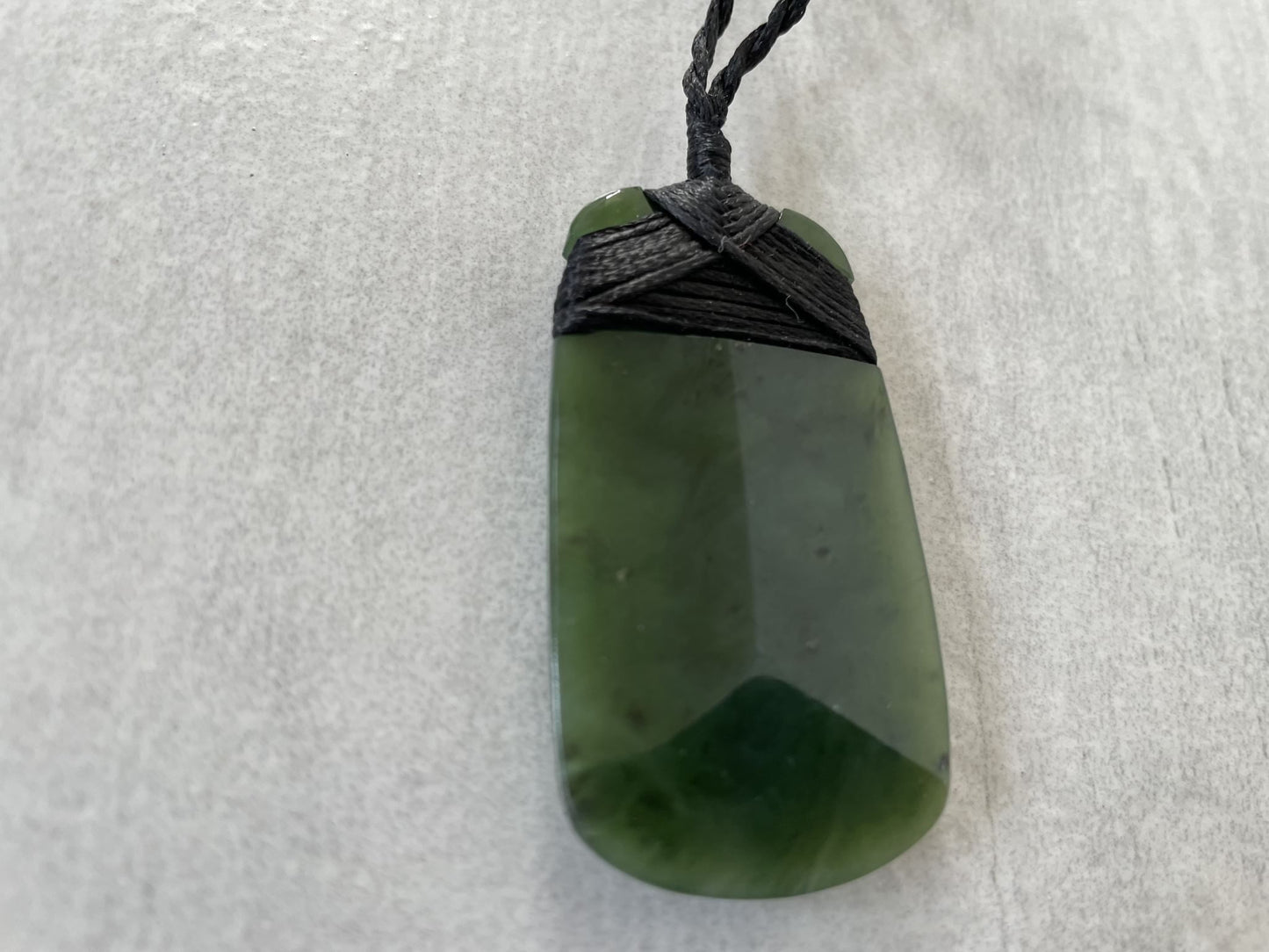 Lashed Greenstone Nephrite Jade Maori Toki 52mm