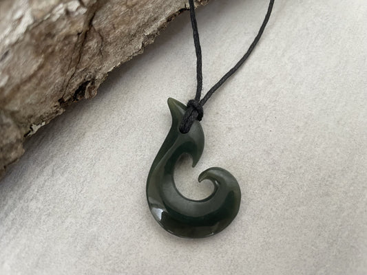 Jade Maori Hei Matau Fish Hook 36mm E010