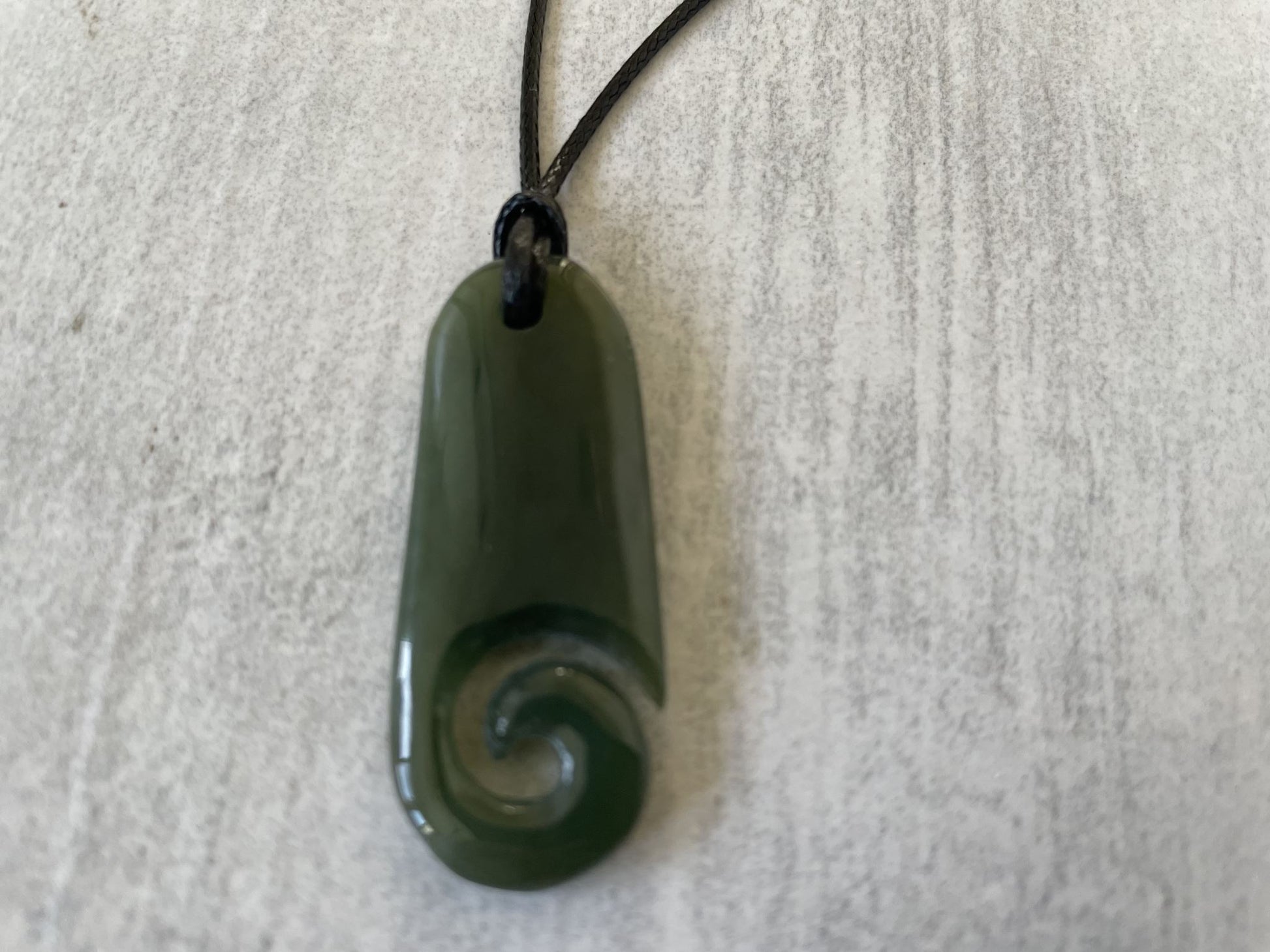 Small Patu Koru Greenstone Nephrite Jade Pendant E028 – 40×16mm with Gift Box