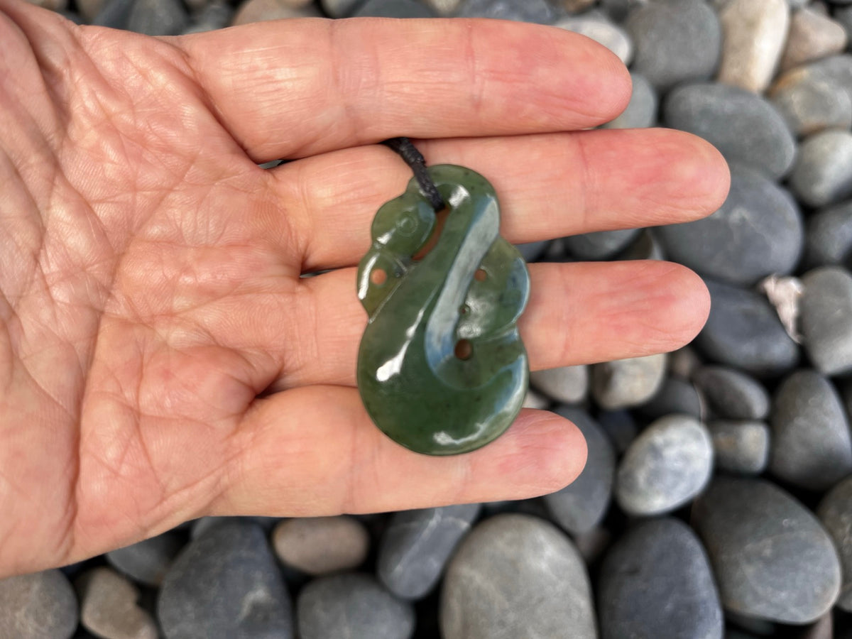 Greenstone Nephrite Jade Manaia Guardian Pendant – 42mm x 25mm Hand-Carved Necklace with Luxury Gift Box | Carving Studio NZ