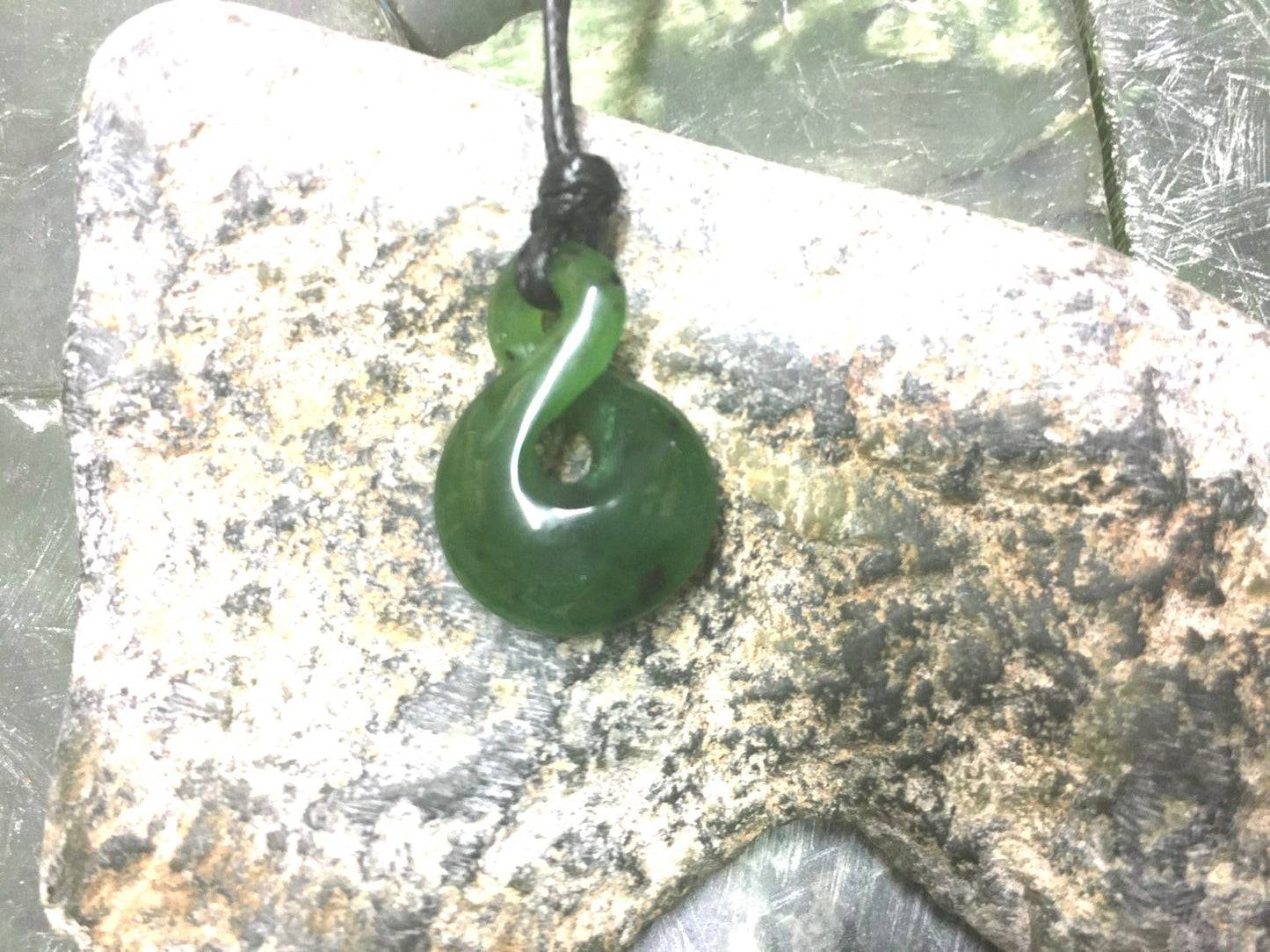 The NZ Classic Pounamu Greenstone Nephrite Jade Pendant Tiny Twist