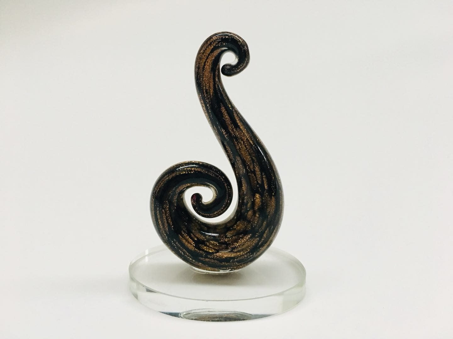 Beautiful Small Handmade Glass Statue  Fish Hook Black-Gold