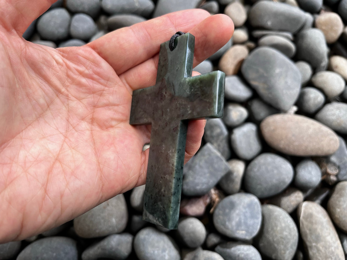 X-Large Greenstone Nephrite Jade Cross Pendant – 90mm Hand-Carved Necklace | Carving Studio NZ