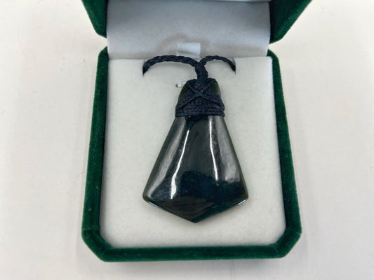 Lashed Greenstone Nephrite Jade Maori Toki 50mm