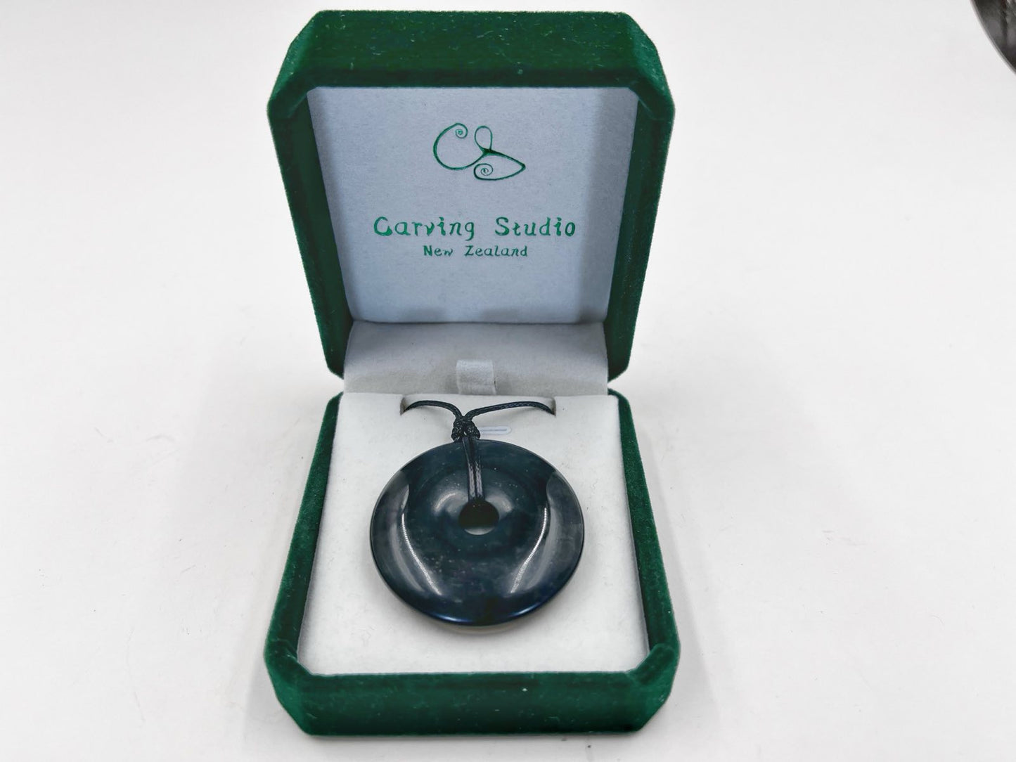 Donut Greenstone Māori Porowhita Pendant 40mm – NZ Nephrite Jade
