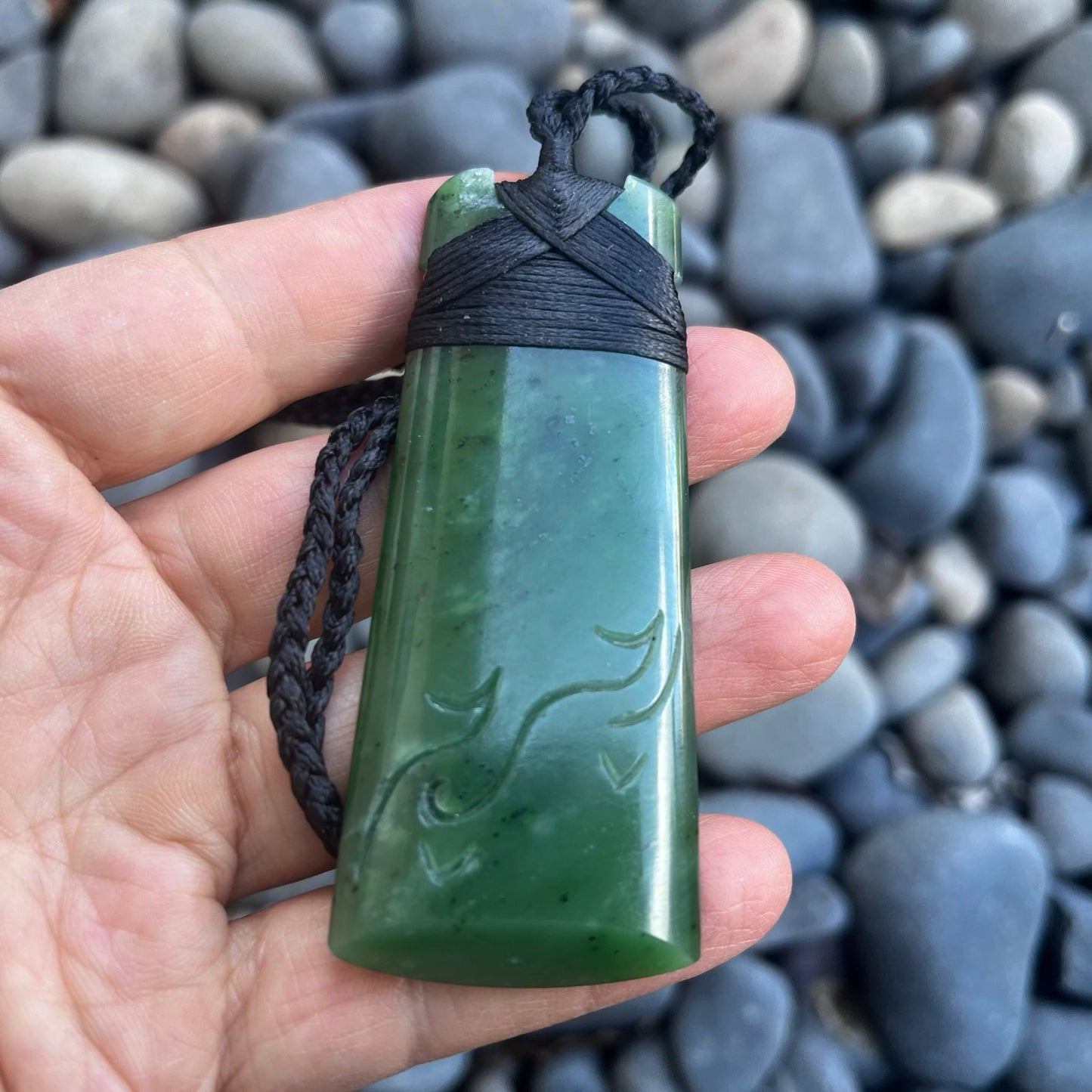 Toki Pendant with details – Greenstone Nephrite Jade 80×30mm